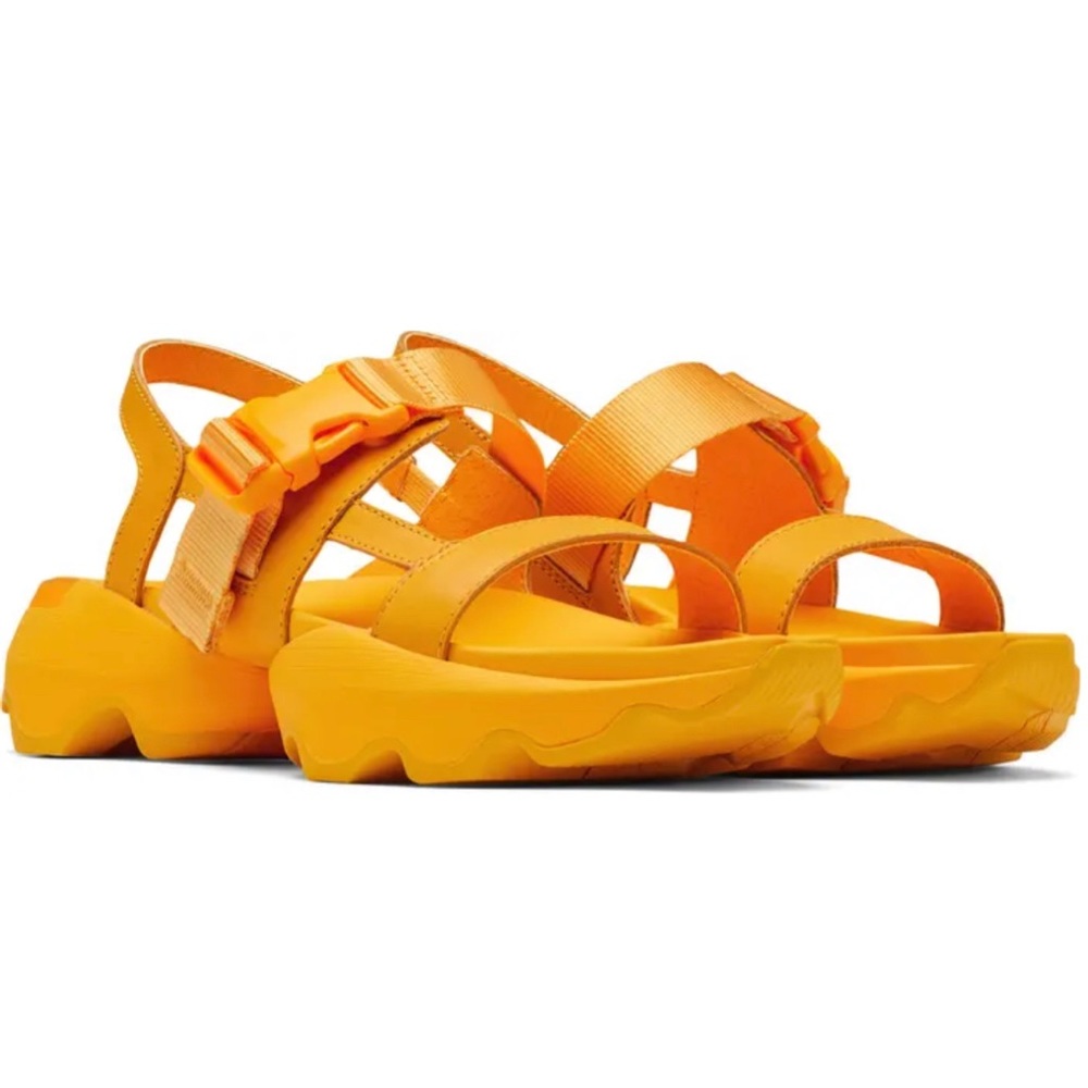 Sorel Kinetic Impact sandal (gorgeous and comfortable) new